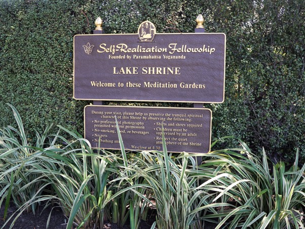 Self-Realization Fellowship Lake Shrine Temple