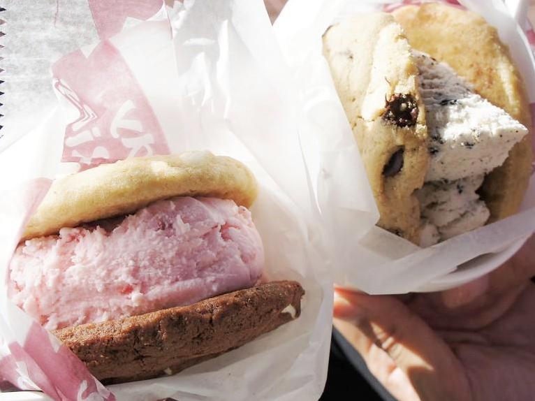 アイスクリームサンドイッチが激安 Ucla生が通うクッキー屋さん Taekoのlaへいこう